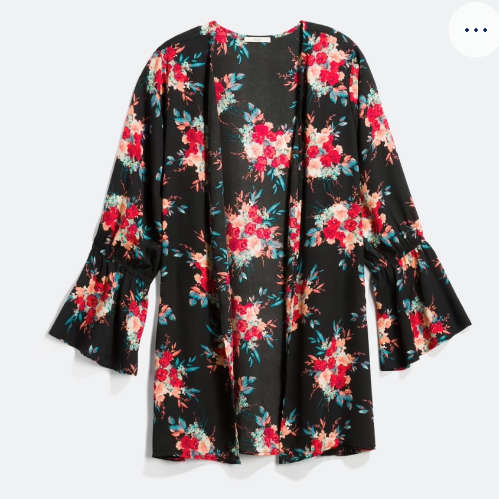 Plus size floral kimono